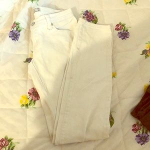 White the waist is low